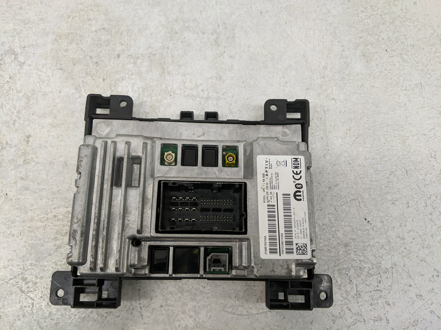 2018-2020 Dodge Charger Radio AM FM Cd Player Receiver Replacement P/N:68428468AB Fits Fits 2018 2019 2020 OEM Used Auto Par