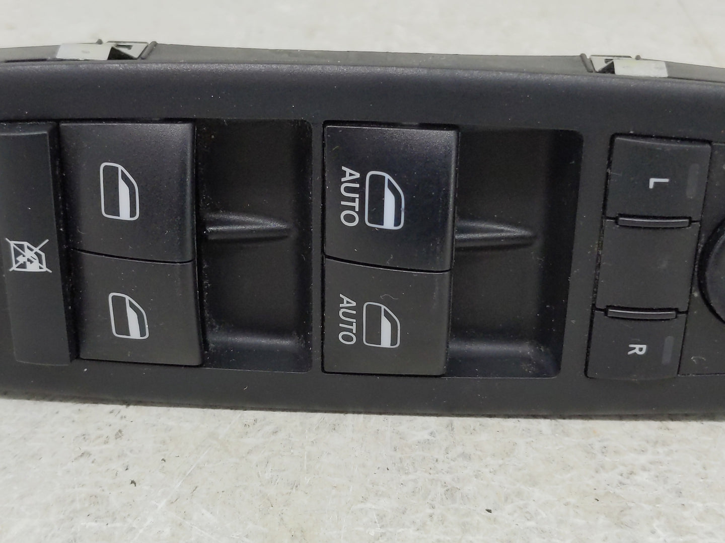 2020-2022 Dodge Charger Master Power Window Switch Replacement Driver Side Left P/N:68455275AA Fits Fits 2020 2021 2022 OEM 