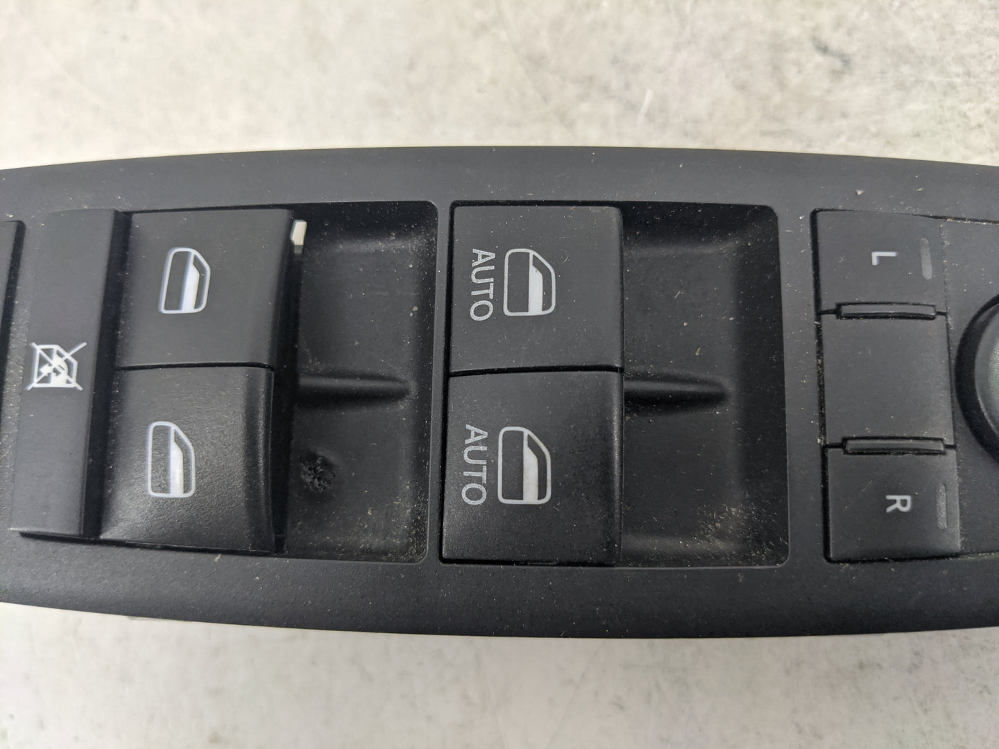 2020-2022 Dodge Charger Master Power Window Switch Replacement Driver Side Left P/N:68455275AA 10507259 Fits Fits 2020 2021 