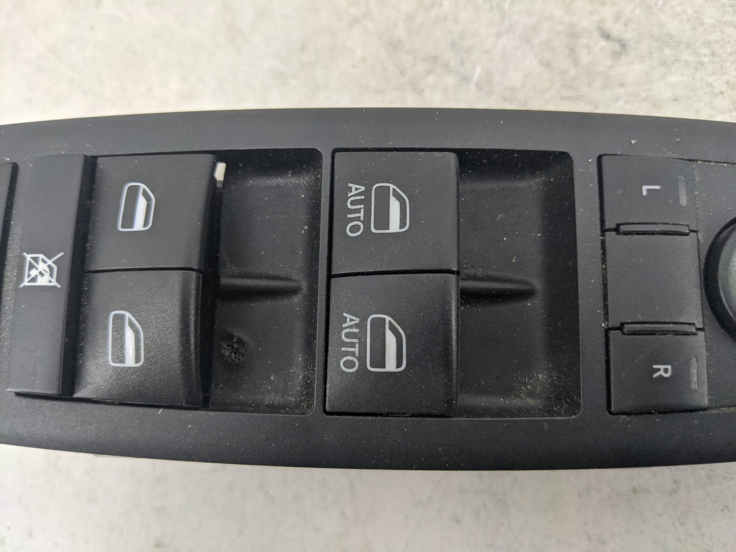2020-2022 Dodge Charger Master Power Window Switch Replacement Driver Side Left P/N:68455275AA 10507259 Fits Fits 2020 2021 