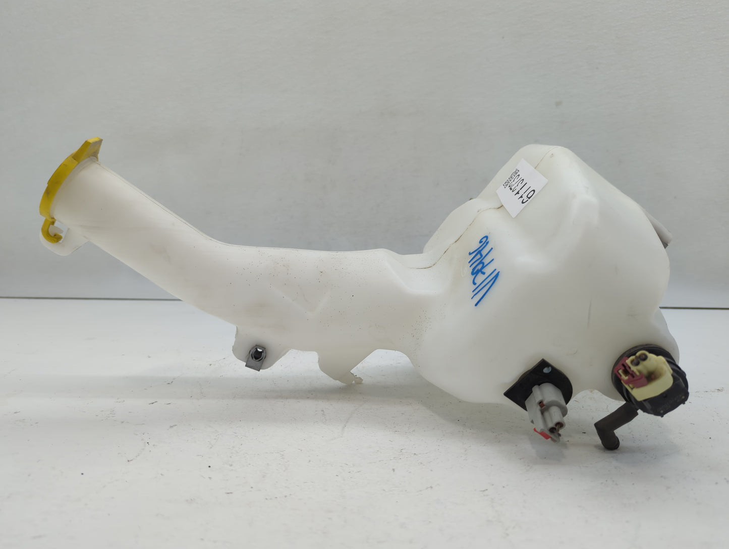 2011-2022 Dodge Charger Radiator Coolant Overflow Expansion Tank Bottle - Oemusedautoparts1.com
