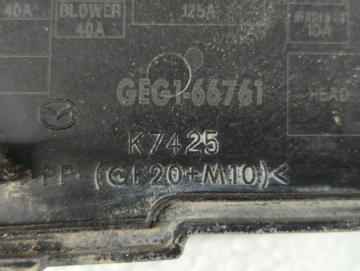 2019-2020 Dodge Charger Fusebox Fuse Box Panel Relay Module P/N:K7525 GEG1-66761 Fits Fits 2019 2020 OEM Used Auto Parts - O