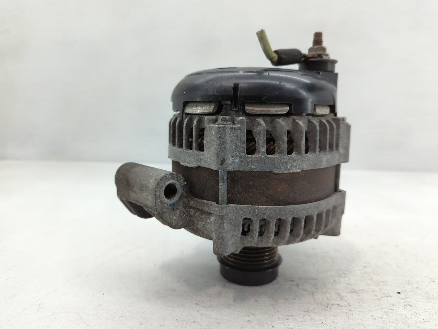 2011-2022 Dodge Charger Alternator Replacement Generator Charging Assembly Engine OEM P/N:MX421000-7042 P04801778AI Fits OEM