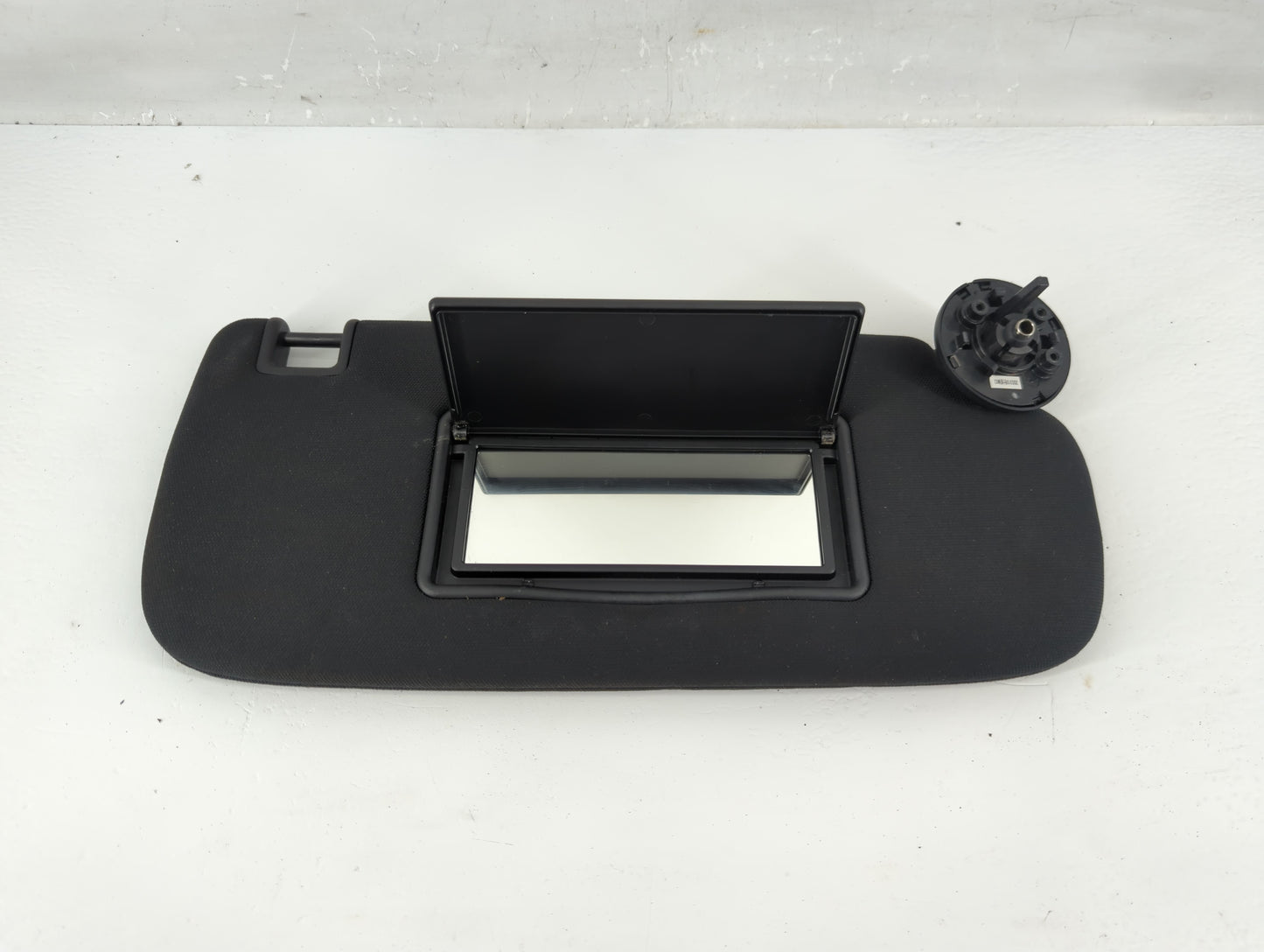 2011-2022 Dodge Durango Sun Visor Shade Replacement Passenger Right Mirror Fits OEM Used Auto Parts - Oemusedautoparts1.com