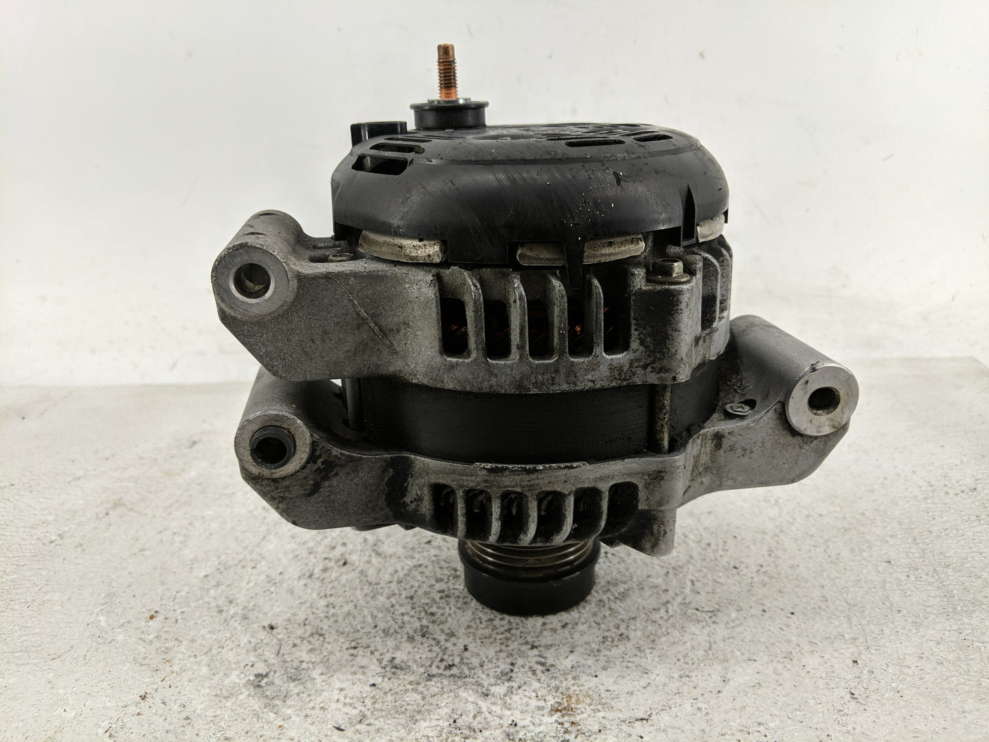 2020 Dodge Durango Alternator Replacement Generator Charging Assembly Engine OEM P/N:P56029789AA Fits OEM Used Auto Parts - 