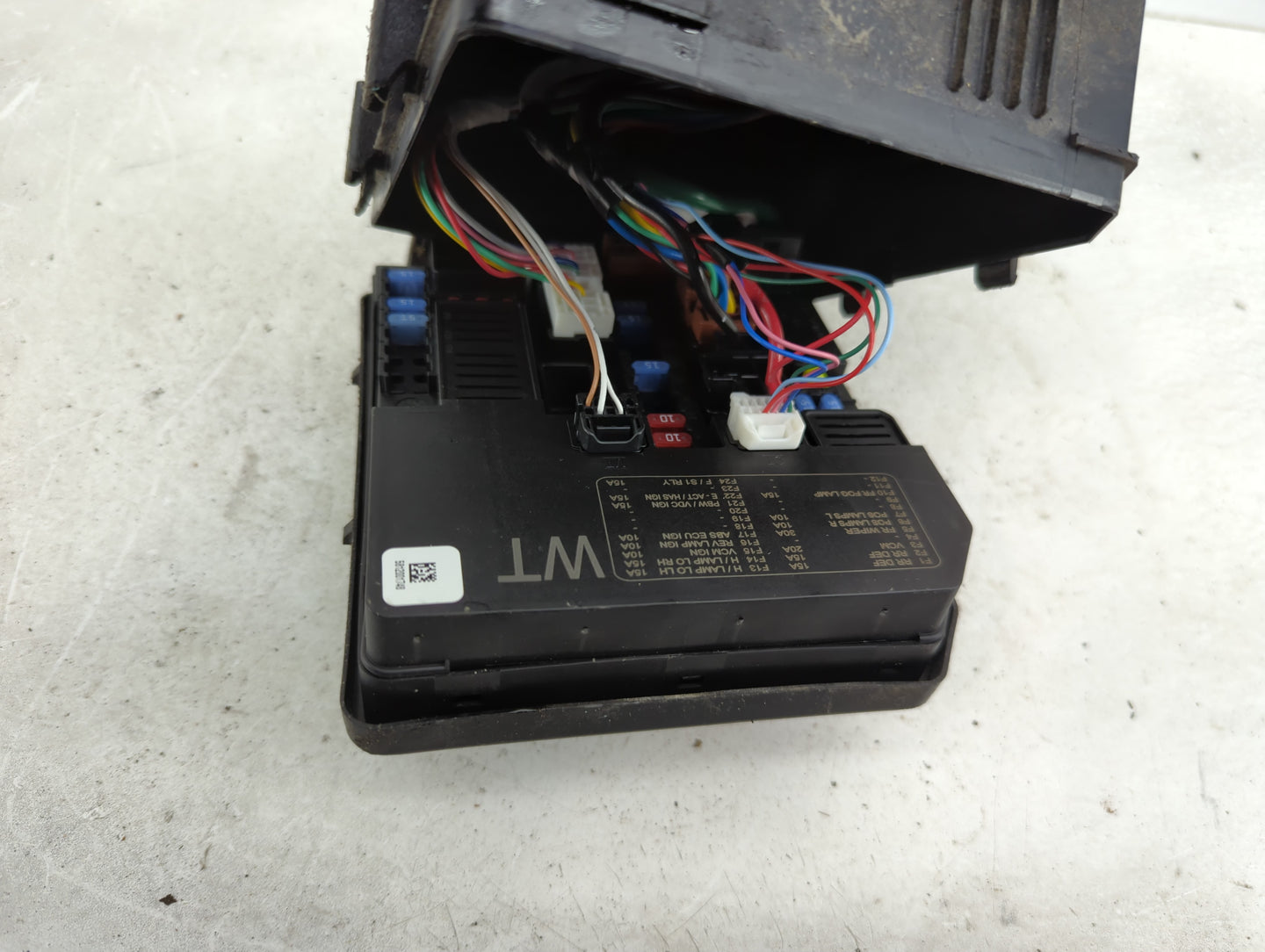 2020 Dodge Durango Fusebox Fuse Box Panel Relay Module Fits OEM Used Auto Parts - Oemusedautoparts1.com