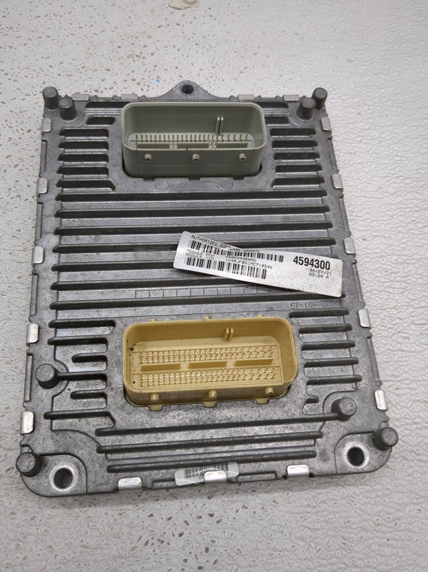 2020-2022 Dodge Durango PCM Engine Control Computer ECU ECM PCU OEM P/N:68434-931AB Fits Fits 2020 2021 2022 OEM Used Auto P