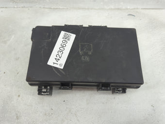 compare product 2020 Dodge Durango Fusebox Fuse Box Panel Relay Module P/N:7140-1980-30 Fits OEM Used Auto Parts
