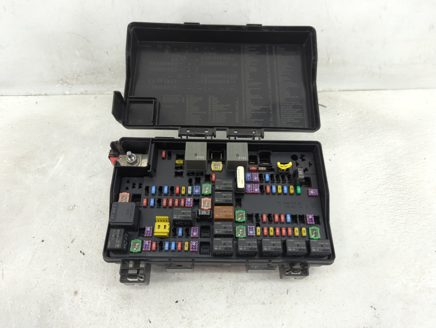 2020 Dodge Durango Fusebox Fuse Box Panel Relay Module P/N:7140-1980-30 Fits OEM Used Auto Parts - Oemusedautoparts1.com