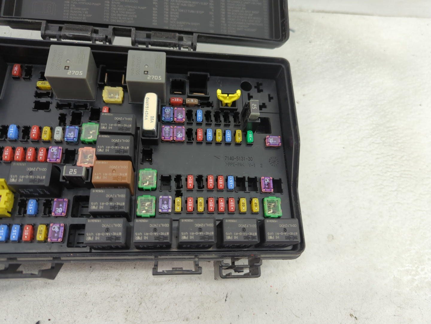 2020 Dodge Durango Fusebox Fuse Box Panel Relay Module P/N:7140-1980-30 Fits OEM Used Auto Parts - Oemusedautoparts1.com