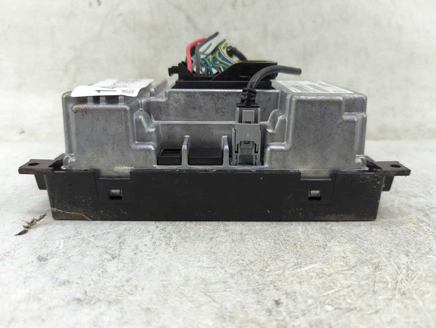 2019-2020 Dodge Durango Radio AM FM Cd Player Receiver Replacement P/N:68399233AC VP2_7WDNASXM, L2C0069TR Fits Fits 2019 202
