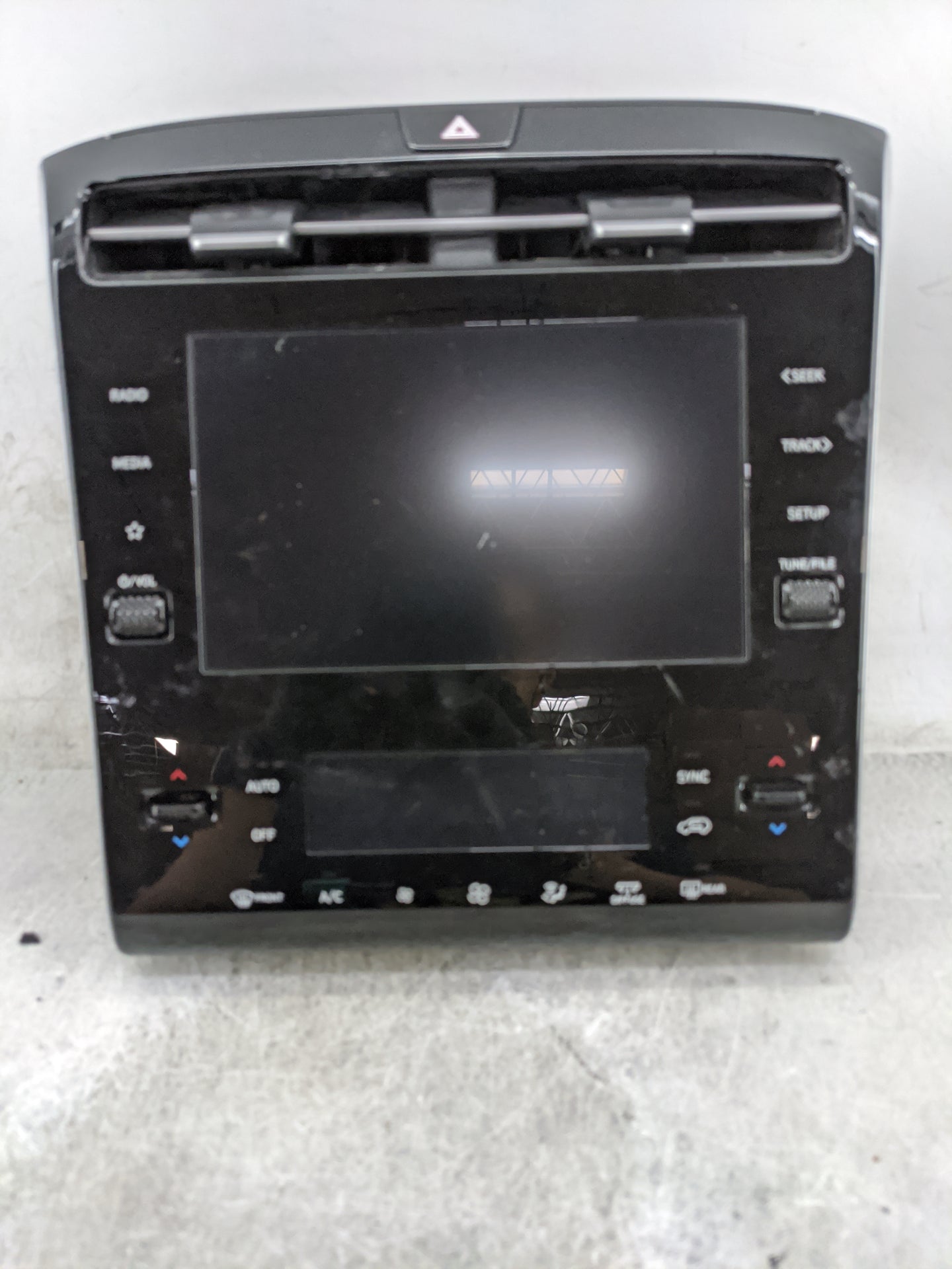 2018-2020 Dodge Durango Climate Control Module Temperature AC/Heater Replacement P/N:97250-CW300 Fits Fits 2018 2019 2020 OE