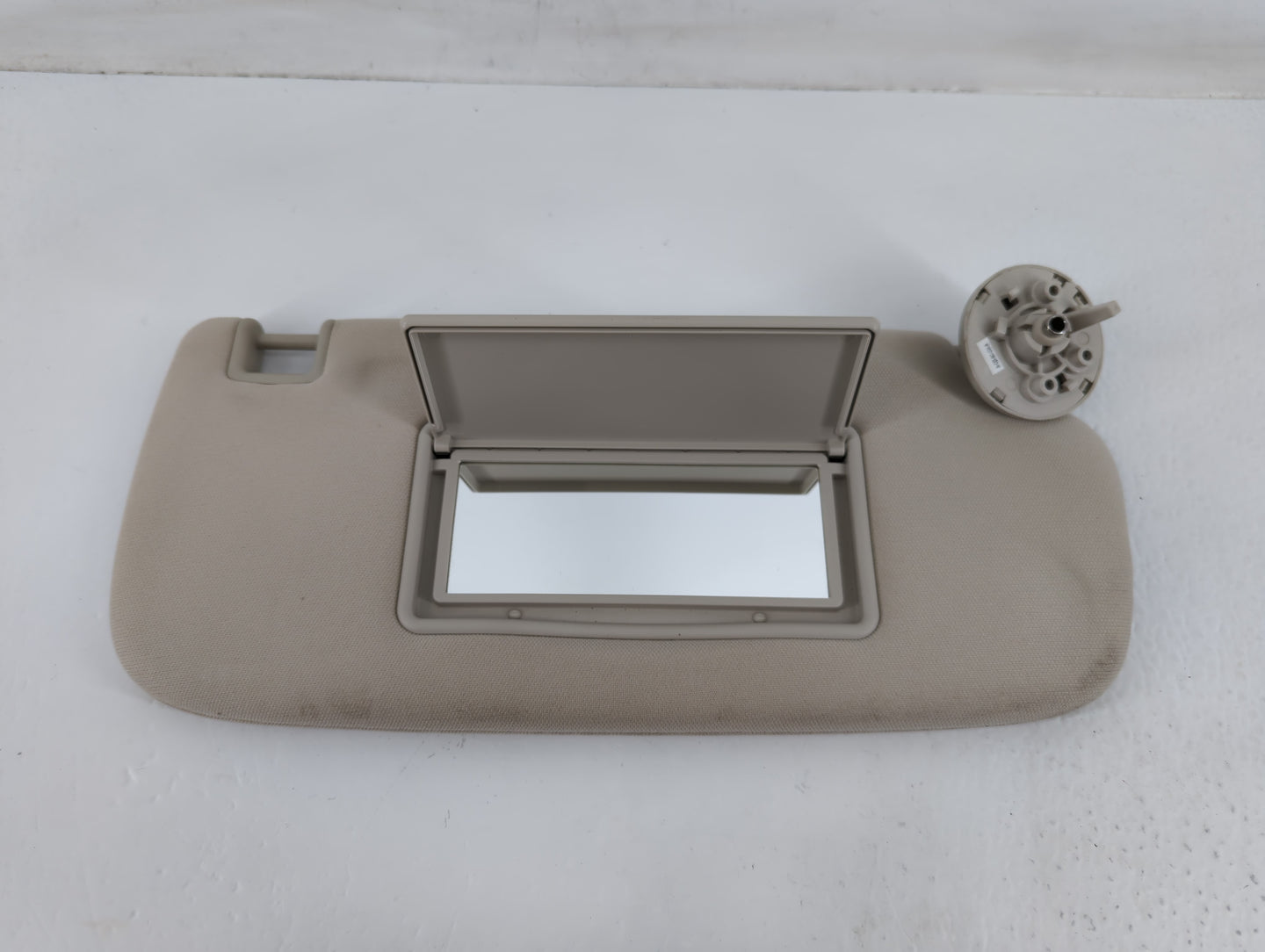 2011-2022 Dodge Durango Sun Visor Shade Replacement Passenger Right Mirror Fits OEM Used Auto Parts - Oemusedautoparts1.com