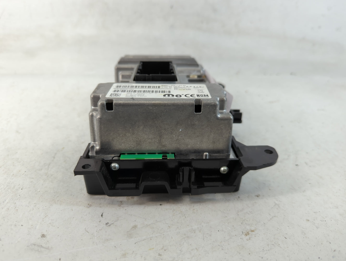 2019-2020 Dodge Durango Radio AM FM Cd Player Receiver Replacement P/N:68428490AD Fits Fits 2019 2020 OEM Used Auto Parts - 