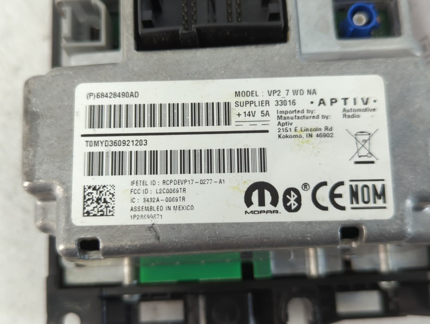 2019-2020 Dodge Durango Radio AM FM Cd Player Receiver Replacement P/N:68428490AD Fits Fits 2019 2020 OEM Used Auto Parts - 