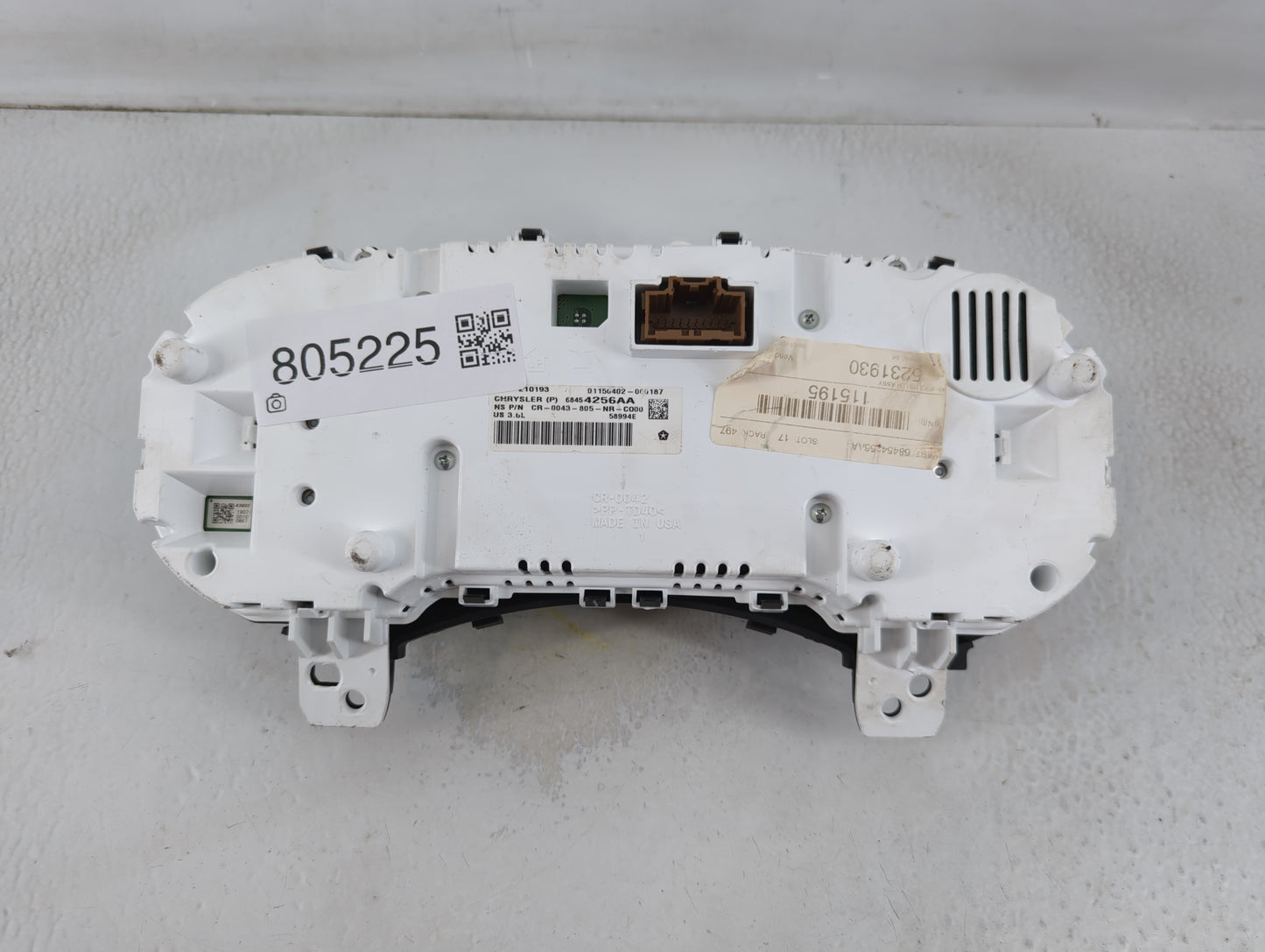 2020 Dodge Durango Instrument Cluster Speedometer Gauges P/N:CR-0043-805-NR-C000 Fits OEM Used Auto Parts - Oemusedautoparts