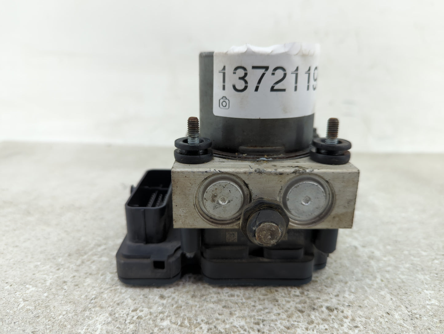 2015-2020 Dodge Grand Caravan ABS Pump Control Module Replacement P/N:68183803AC P68183803AC Fits OEM Used Auto Parts - Oemu