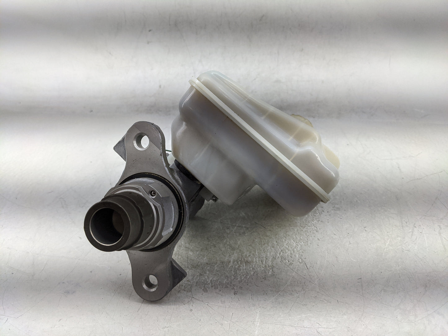 2012-2020 Dodge Grand Caravan Brake Master Cylinder - Oemusedautoparts1.com