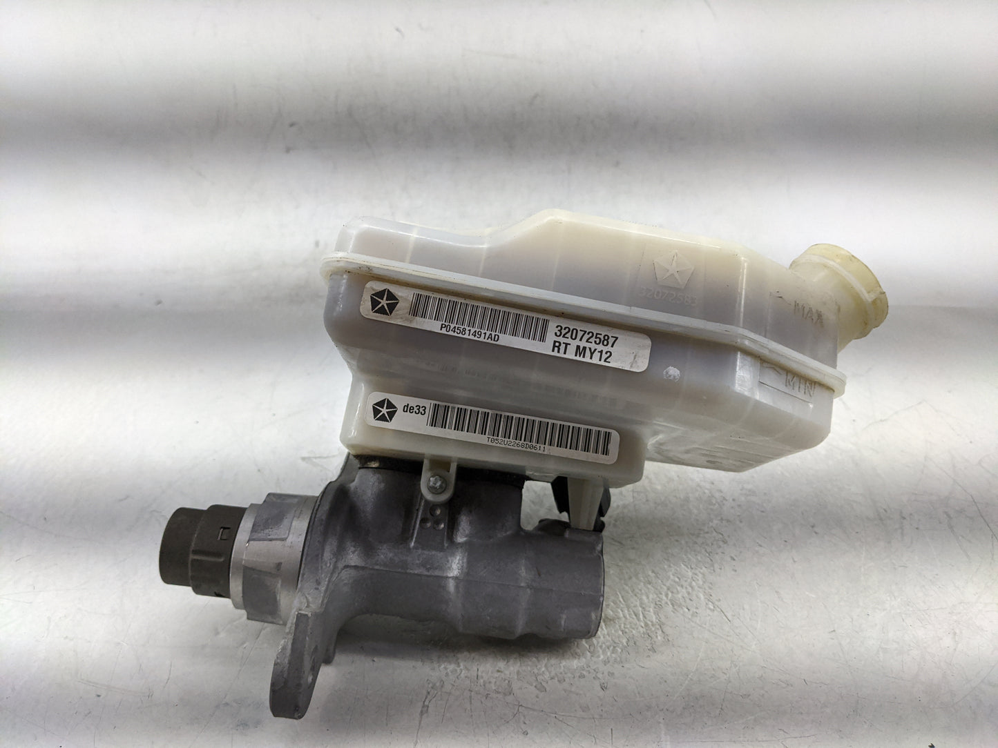 2012-2020 Dodge Grand Caravan Brake Master Cylinder - Oemusedautoparts1.com