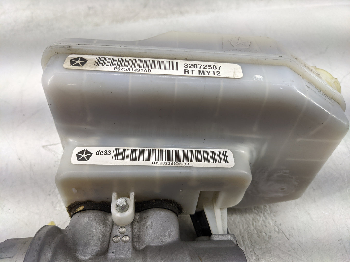 2012-2020 Dodge Grand Caravan Brake Master Cylinder - Oemusedautoparts1.com