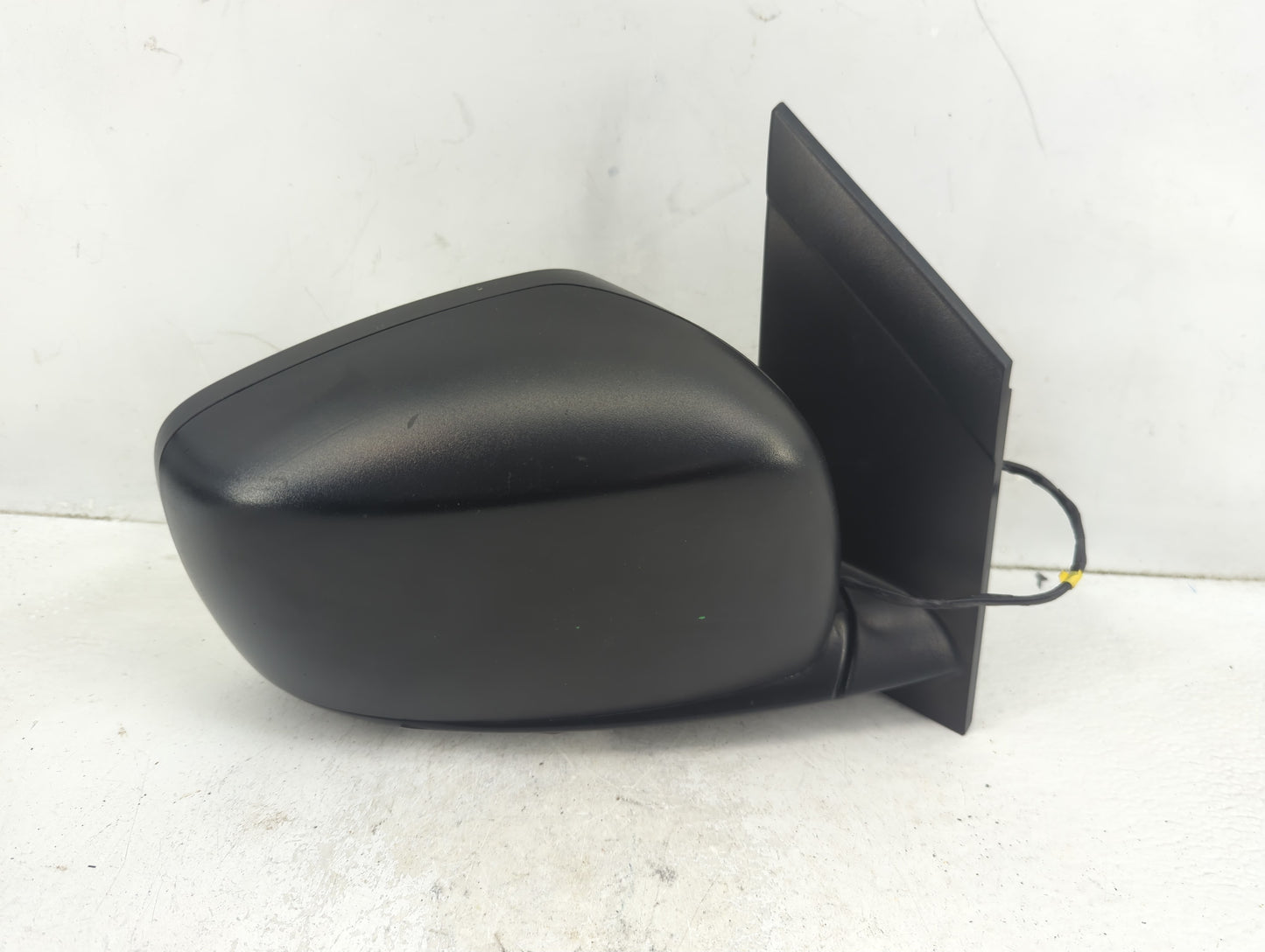 2011-2020 Dodge Grand Caravan Passenger Side View Mirror - Right Door Mirror OEM Used - Oemusedautoparts1.com