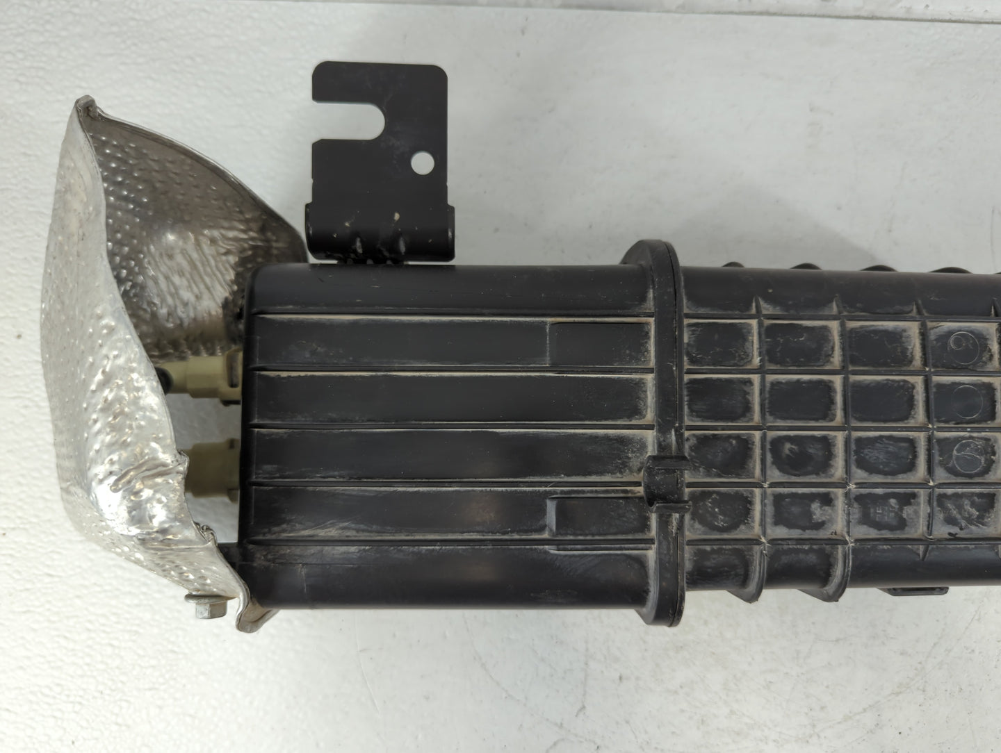 2020 Dodge Grand Caravan Fuel Vapor Charcoal Canister - Oemusedautoparts1.com