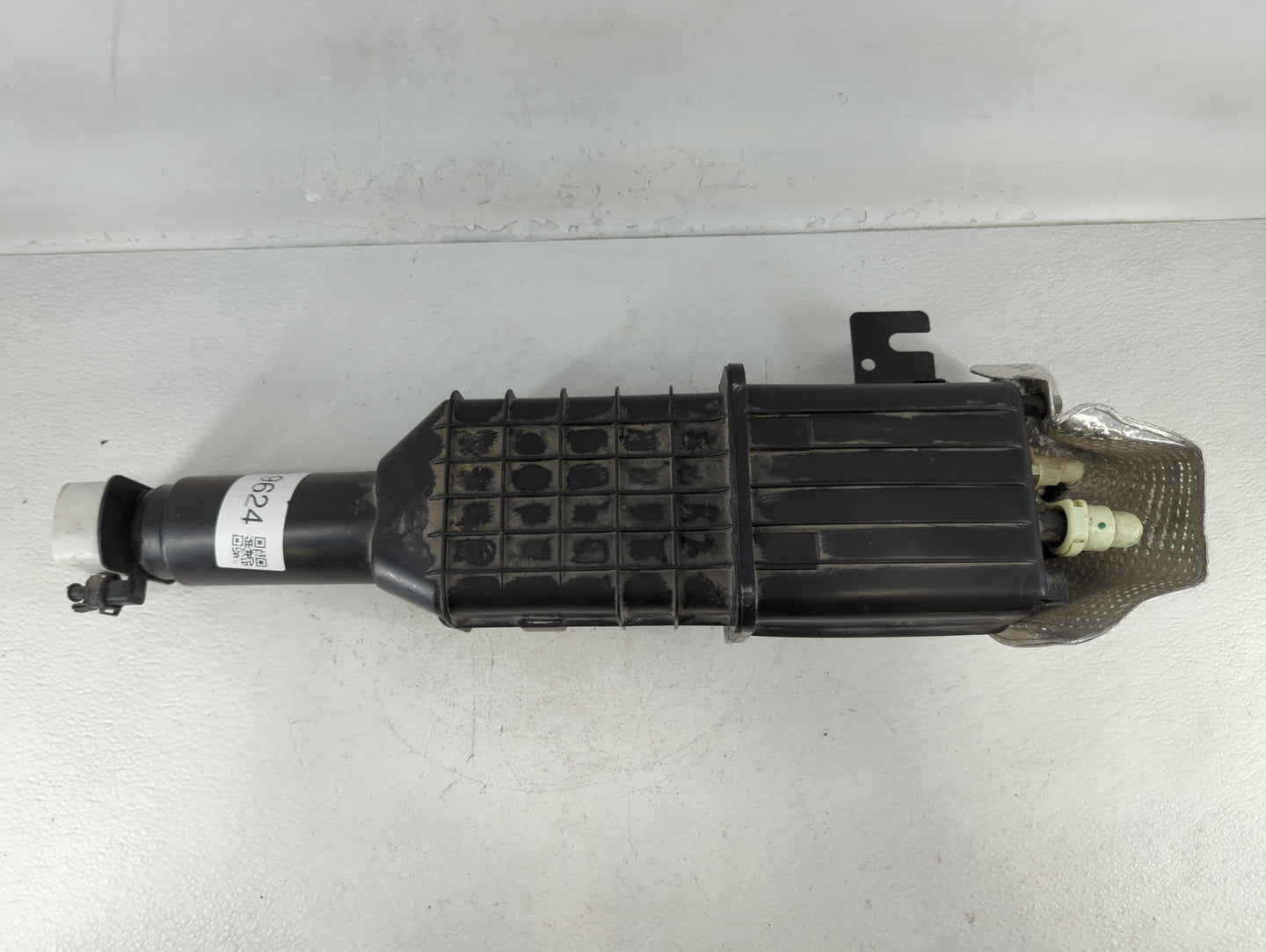 2020 Dodge Grand Caravan Fuel Vapor Charcoal Canister - Oemusedautoparts1.com