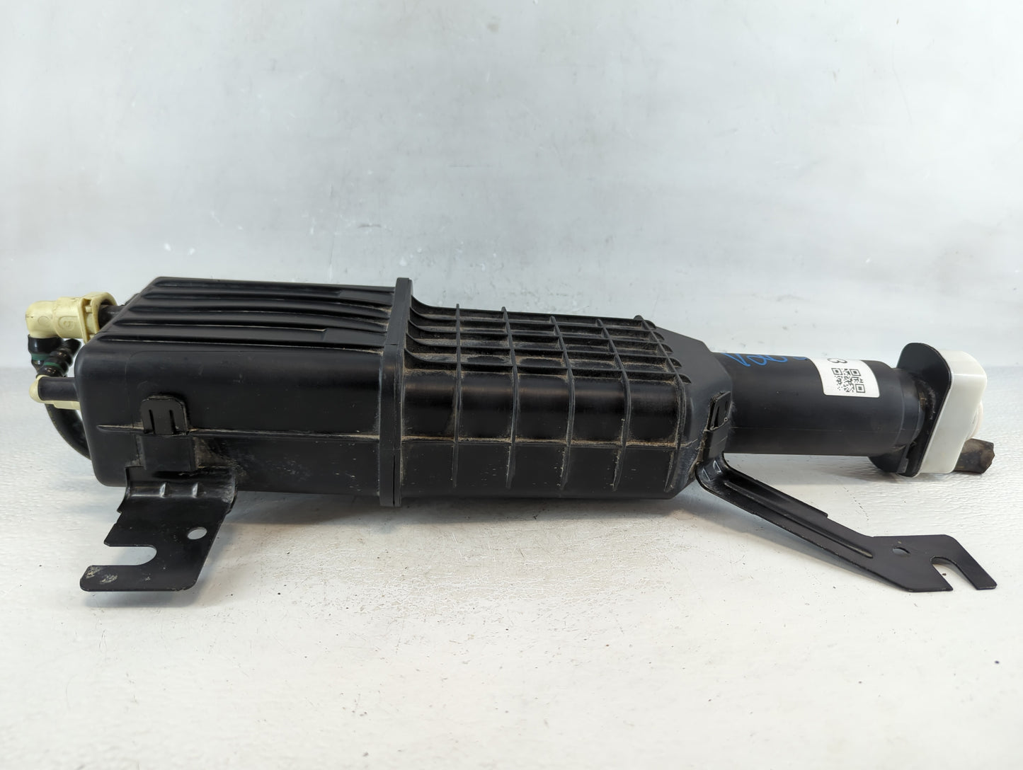 2020 Dodge Grand Caravan Fuel Vapor Charcoal Canister - Oemusedautoparts1.com