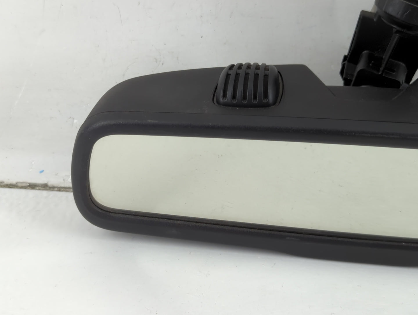 2020 Dodge Journey Interior Rear View Mirror Replacement OEM P/N:E11028017 Fits OEM Used Auto Parts - Oemusedautoparts1.com