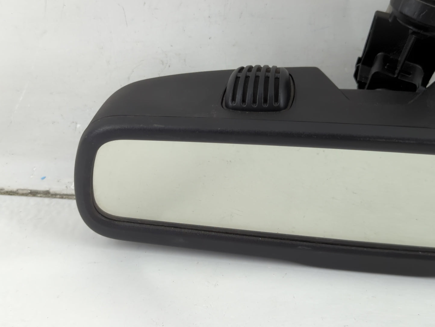 2020 Dodge Journey Interior Rear View Mirror Replacement OEM P/N:E11028017 Fits OEM Used Auto Parts - Oemusedautoparts1.com