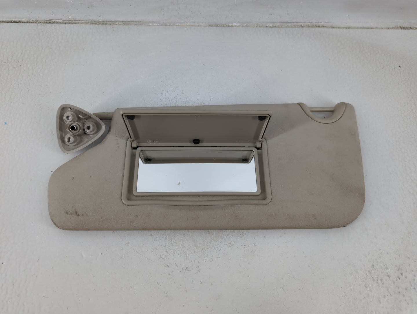 2020 Dodge Journey Sun Visor Shade Replacement Driver Left Mirror Fits OEM Used Auto Parts - Oemusedautoparts1.com