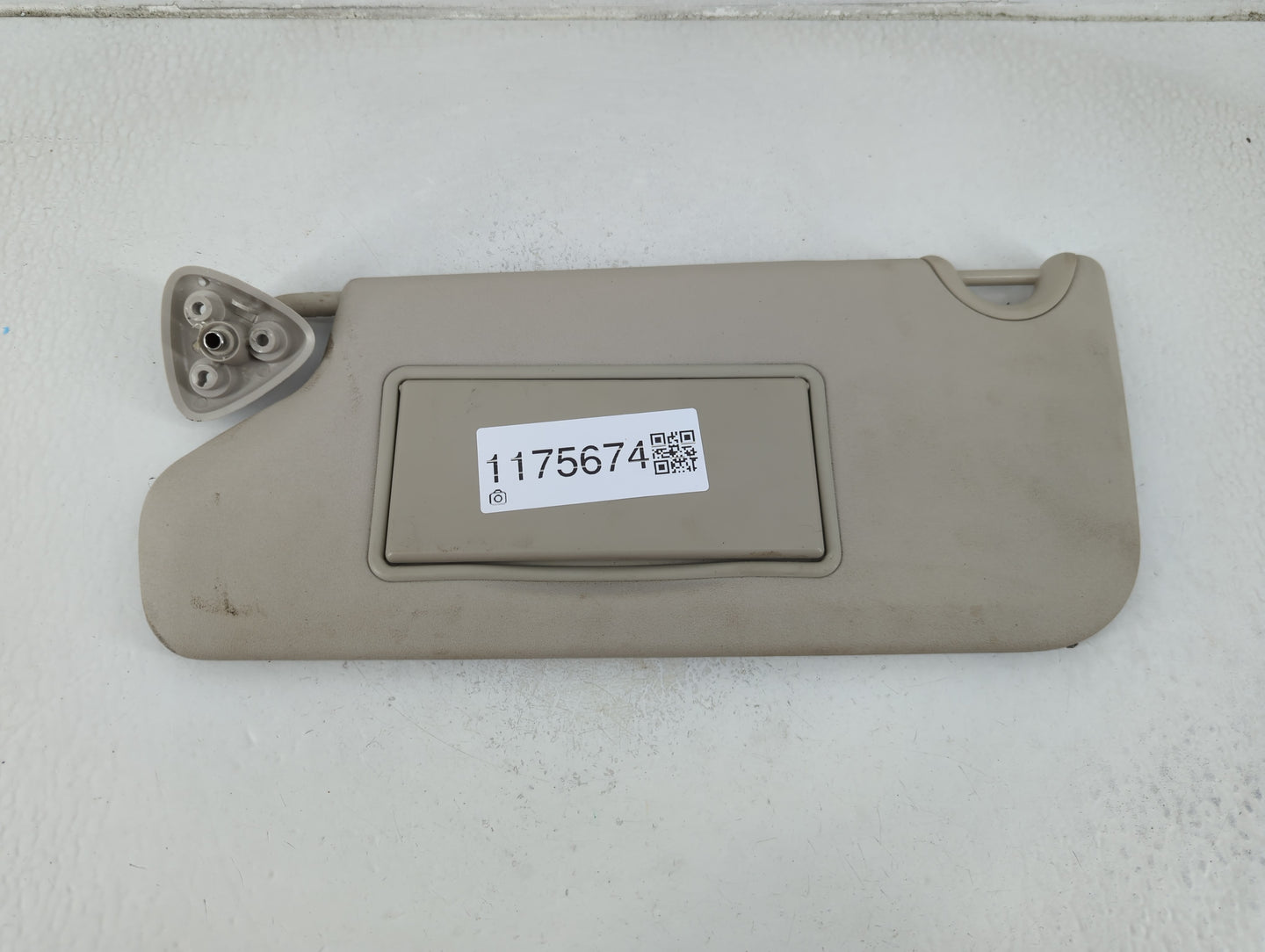 2020 Dodge Journey Sun Visor Shade Replacement Driver Left Mirror Fits OEM Used Auto Parts - Oemusedautoparts1.com