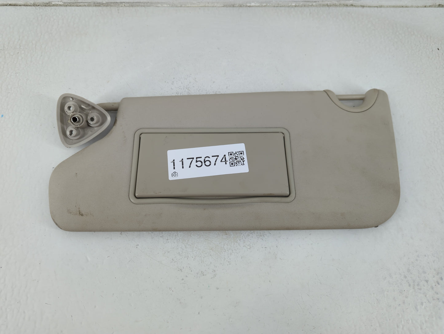 2020 Dodge Journey Sun Visor Shade Replacement Driver Left Mirror Fits OEM Used Auto Parts - Oemusedautoparts1.com