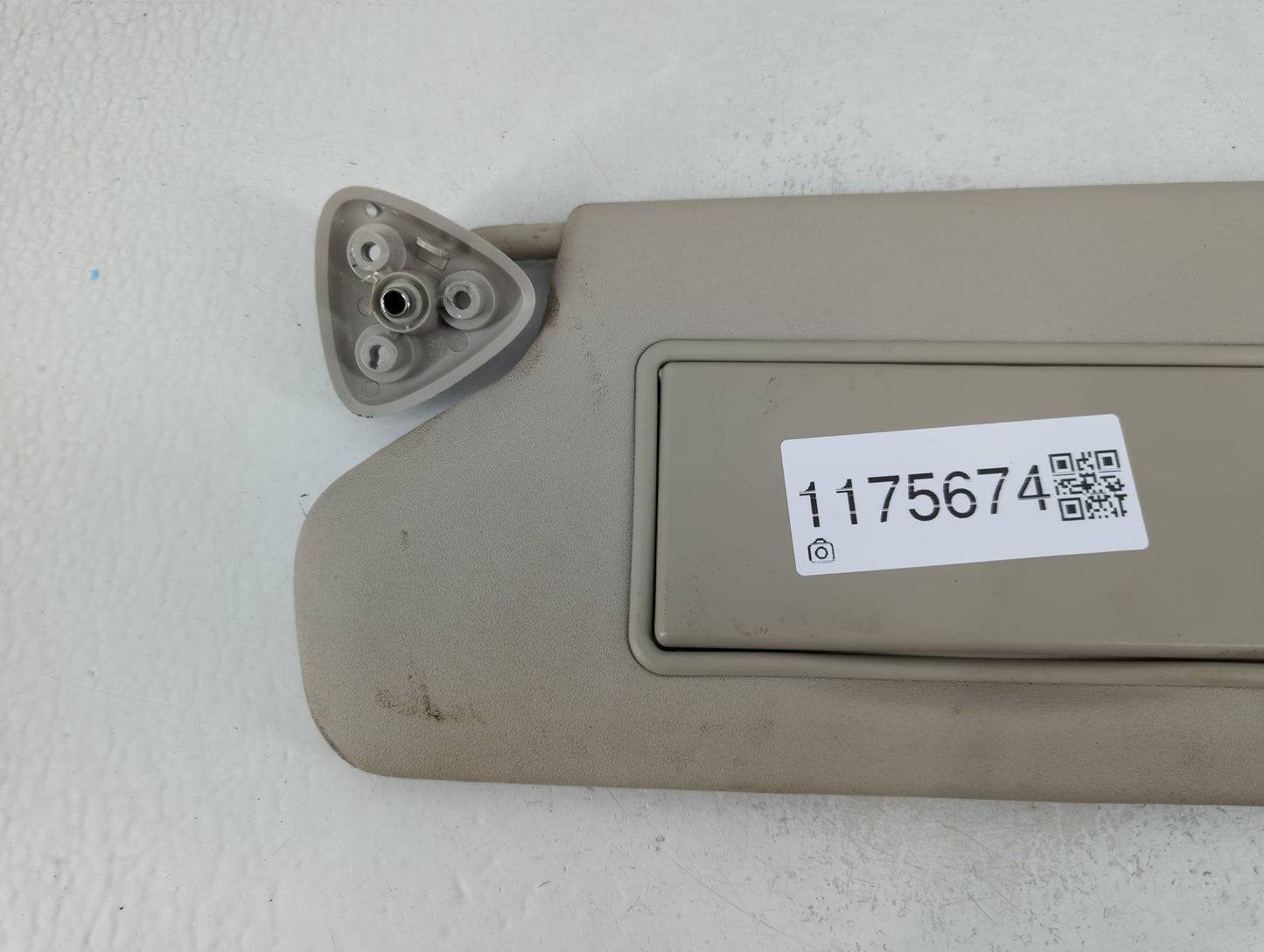 2020 Dodge Journey Sun Visor Shade Replacement Driver Left Mirror Fits OEM Used Auto Parts - Oemusedautoparts1.com