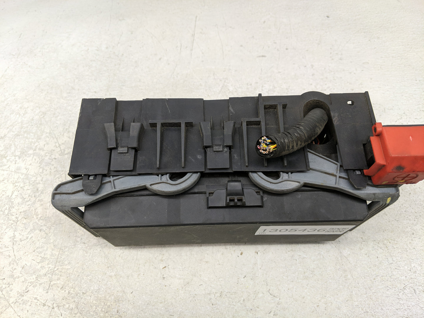 2020 Dodge Journey Fusebox Fuse Box Panel Relay Module P/N:68143317AD Fits OEM Used Auto Parts - Oemusedautoparts1.com