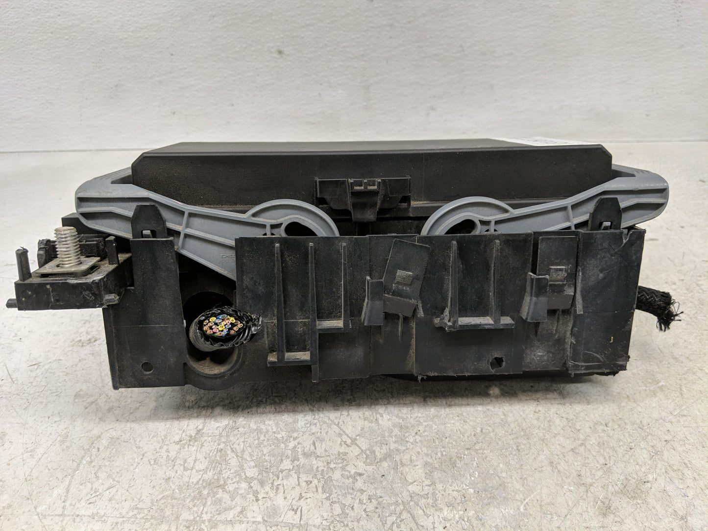 2012-2020 Dodge Journey Fusebox Fuse Box Relay Module Tipm 68079356ab - Oemusedautoparts1.com