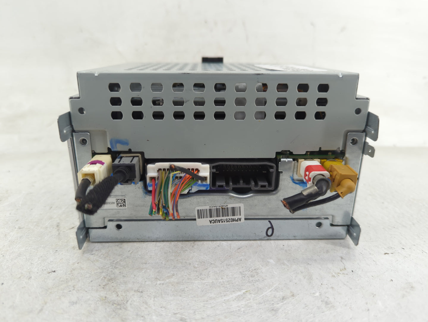 2018-2020 Dodge Journey Radio AM FM Cd Player Receiver Replacement Fits Fits 2018 2019 2020 OEM Used Auto Parts - Oemusedaut
