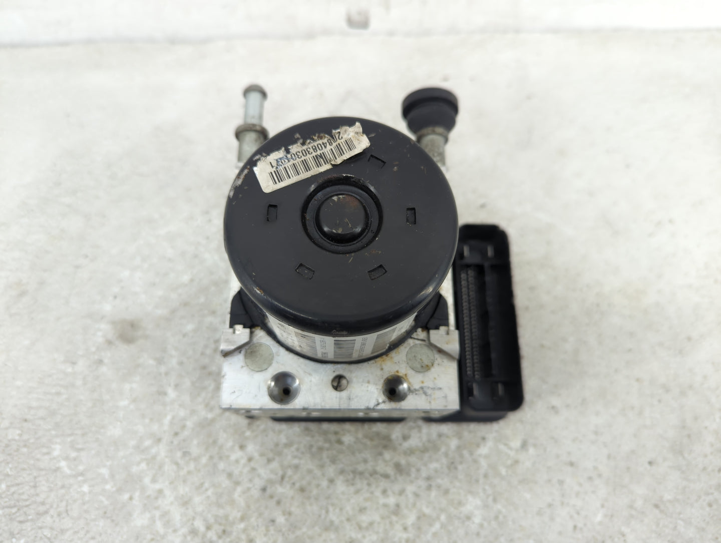 2020 Dodge Journey ABS Pump Control Module Replacement P/N:P68272500AD P68148760AB Fits OEM Used Auto Parts - Oemusedautopar