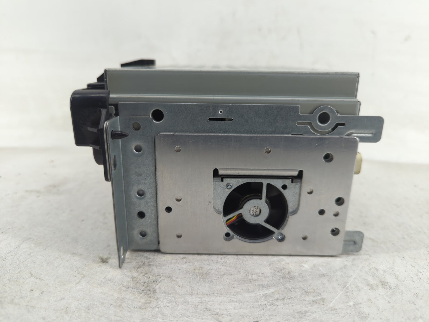2018-2020 Dodge Journey Radio AM FM Cd Player Receiver Replacement P/N:P68209665AA Fits Fits 2018 2019 2020 OEM Used Auto Pa