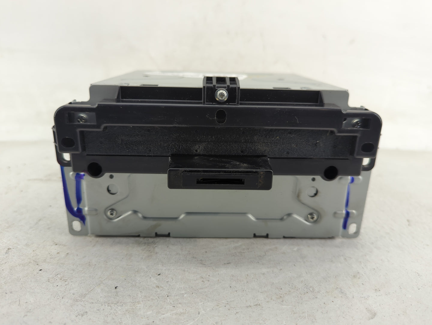 2018-2020 Dodge Journey Radio AM FM Cd Player Receiver Replacement P/N:P68342287AC Fits Fits 2018 2019 2020 OEM Used Auto Pa