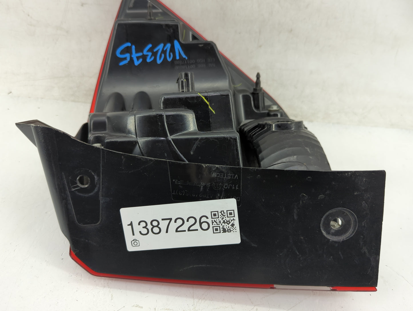 2020 Dodge Journey Tail Light Assembly Driver Left OEM P/N:68078465AD Fits OEM Used Auto Parts - Oemusedautoparts1.com