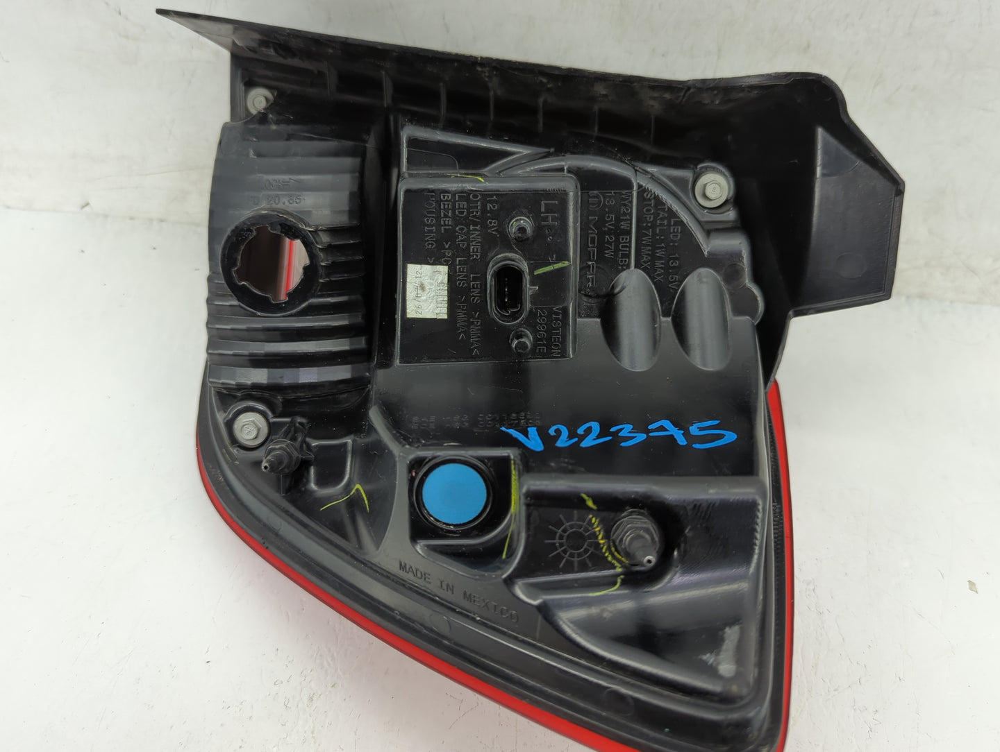 2020 Dodge Journey Tail Light Assembly Driver Left OEM P/N:68078465AD Fits OEM Used Auto Parts - Oemusedautoparts1.com