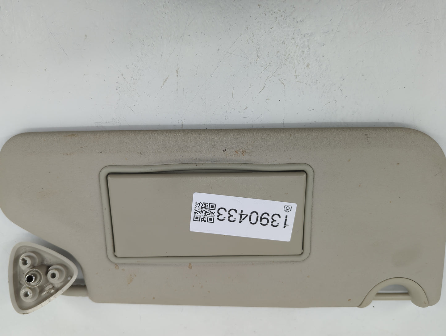 2020 Dodge Journey Sun Visor Shade Replacement Passenger Right Mirror Fits OEM Used Auto Parts - Oemusedautoparts1.com