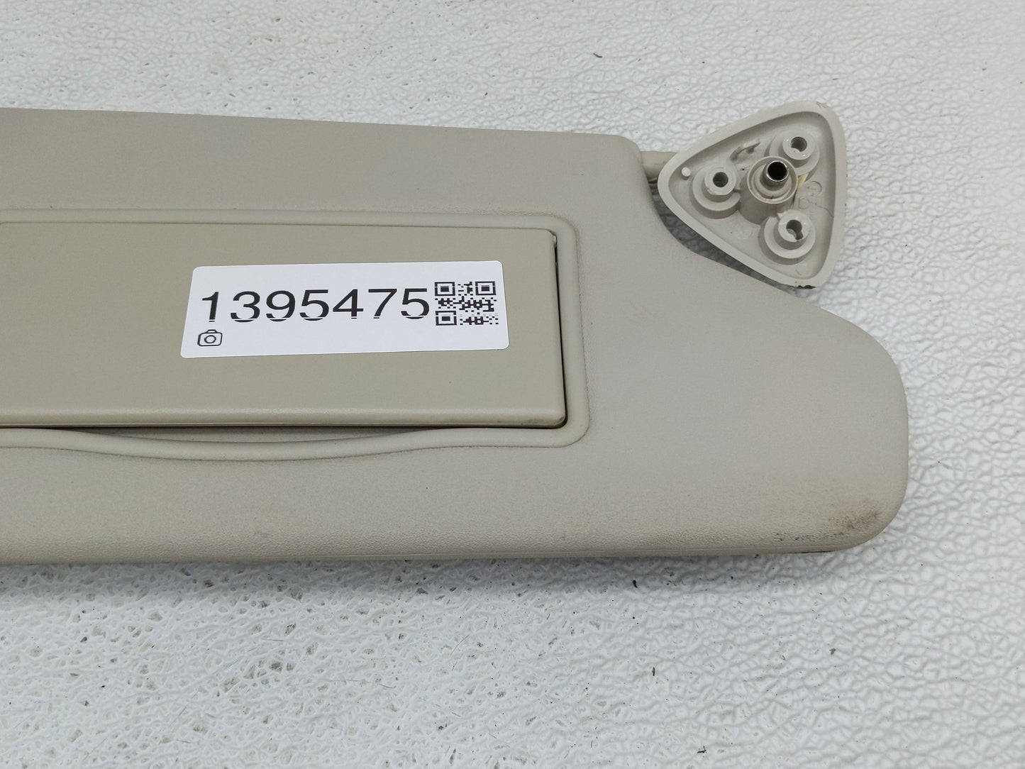 2020 Dodge Journey Sun Visor Shade Replacement Passenger Right Mirror Fits OEM Used Auto Parts - Oemusedautoparts1.com