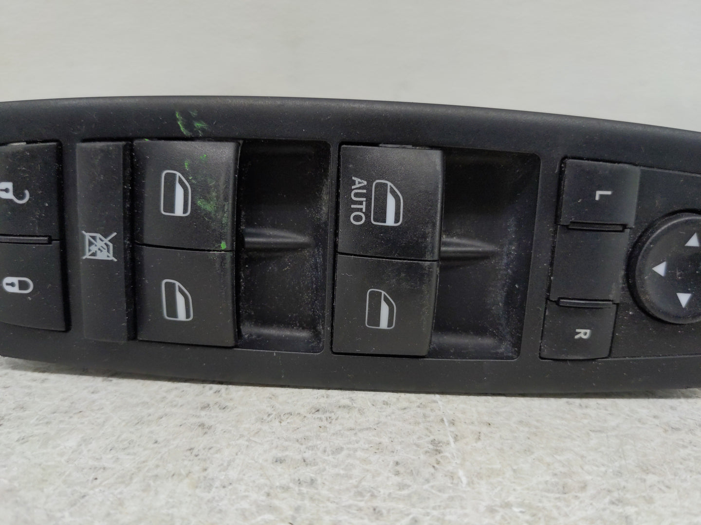 2018-2020 Dodge Journey Master Power Window Switch Replacement Driver Side Left P/N:68307001AC Fits Fits 2018 2019 2020 OEM 