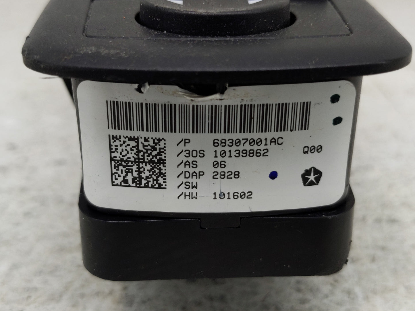 2018-2020 Dodge Journey Master Power Window Switch Replacement Driver Side Left P/N:68307001AC Fits Fits 2018 2019 2020 OEM 