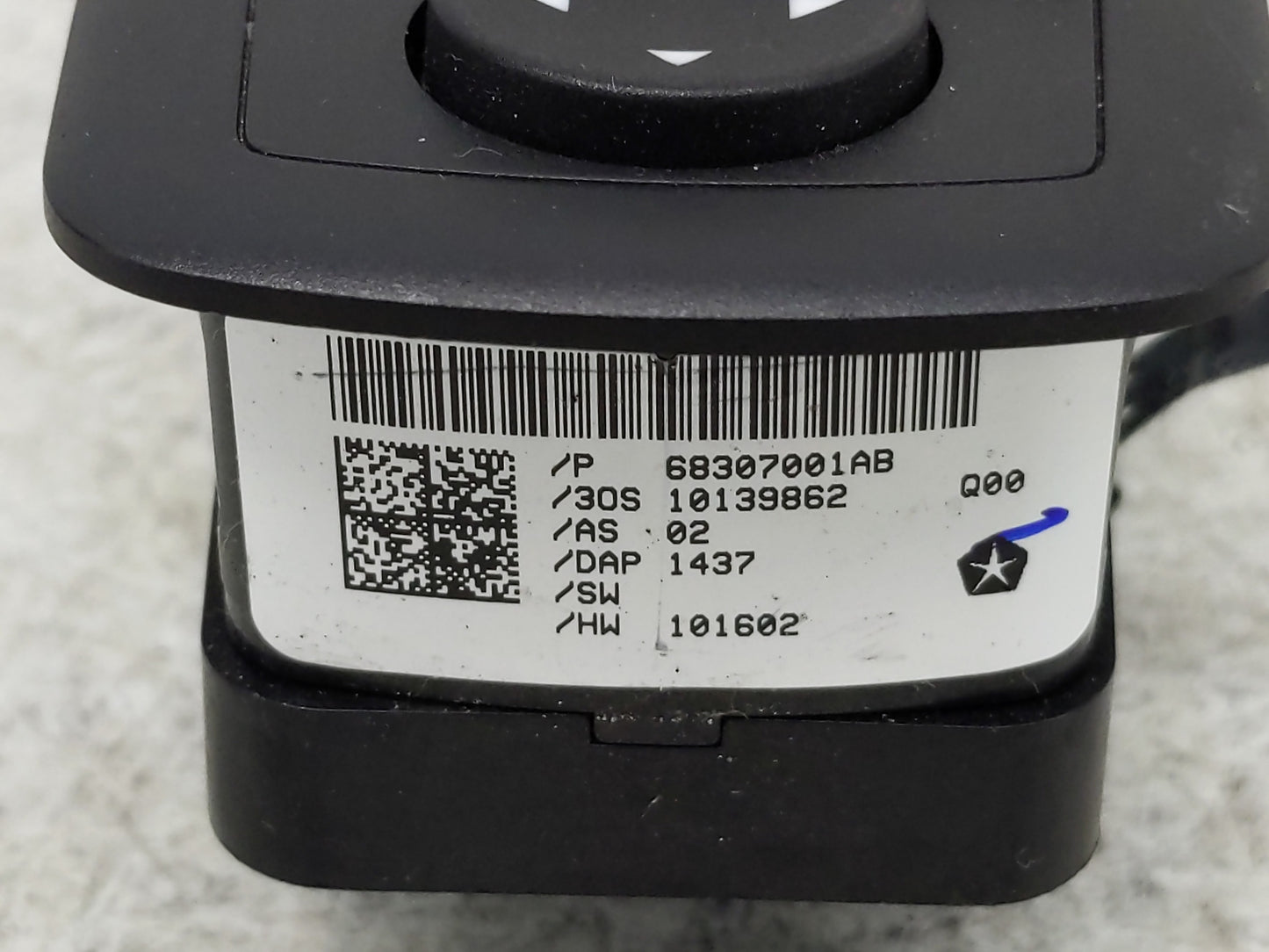 2018-2020 Dodge Journey Master Power Window Switch Replacement Driver Side Left P/N:68307001AB Fits Fits 2018 2019 2020 OEM 