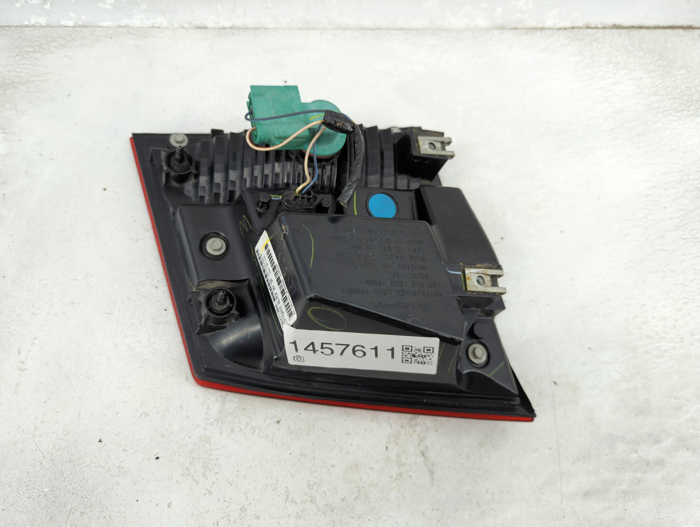 2020 Dodge Journey Tail Light Assembly Passenger Right OEM P/N:68227130AA Fits OEM Used Auto Parts - Oemusedautoparts1.com