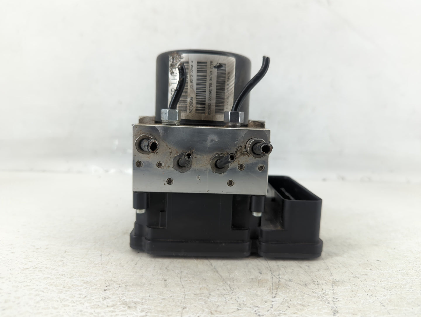 2020 Dodge Journey ABS Pump Control Module Replacement P/N:P68339085AB Fits OEM Used Auto Parts - Oemusedautoparts1.com