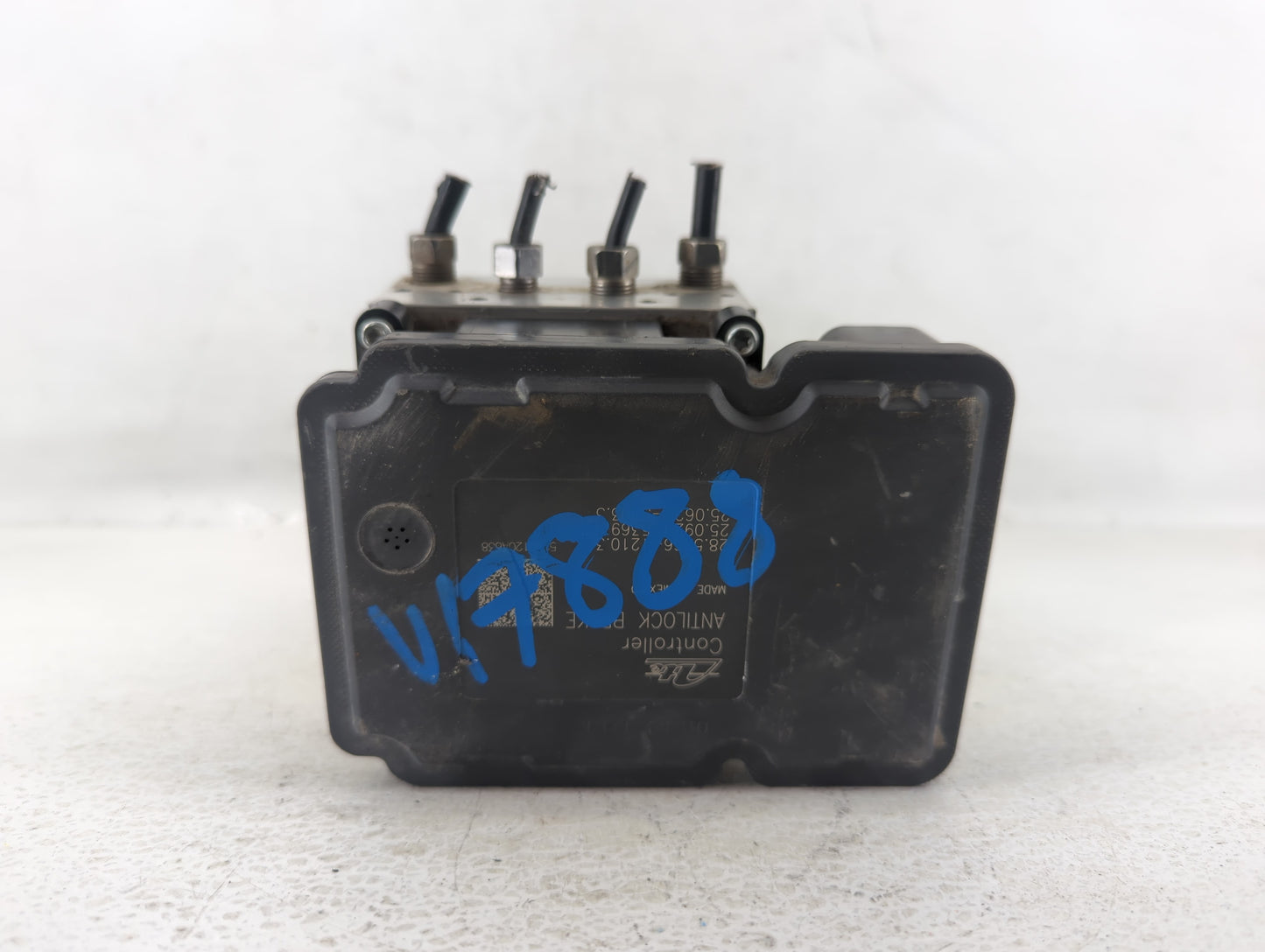 2020 Dodge Journey ABS Pump Control Module Replacement P/N:P68339085AB Fits OEM Used Auto Parts - Oemusedautoparts1.com